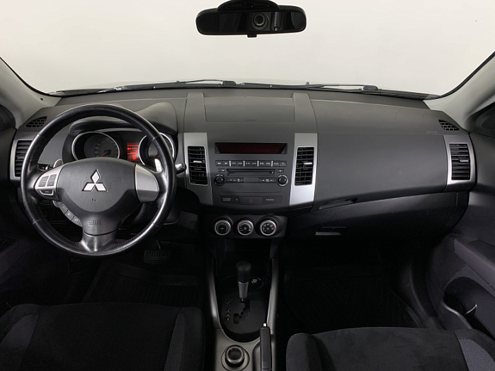 MITSUBISHI Outlander 2.4, 2008 года, Вариатор, БЕЖЕВЫЙ