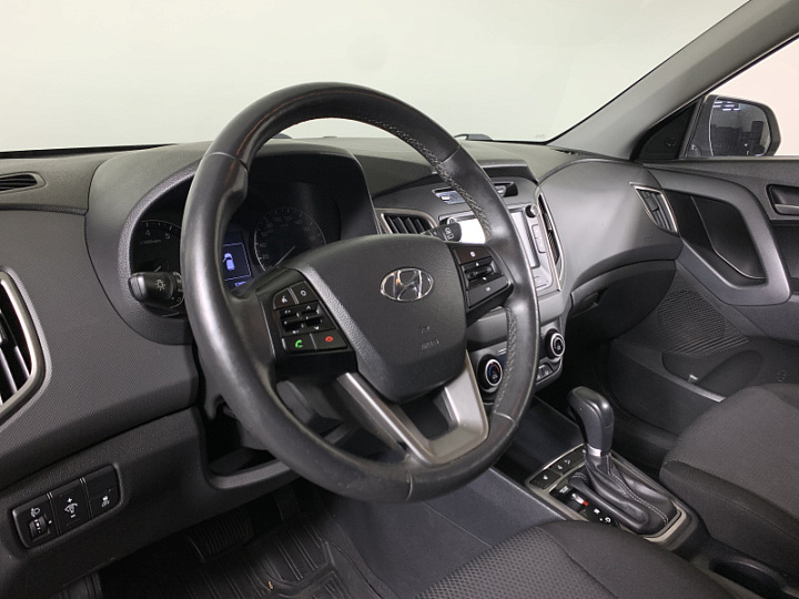 Hyundai Creta 1.6, 2018 года, Автоматическая, Бежевый