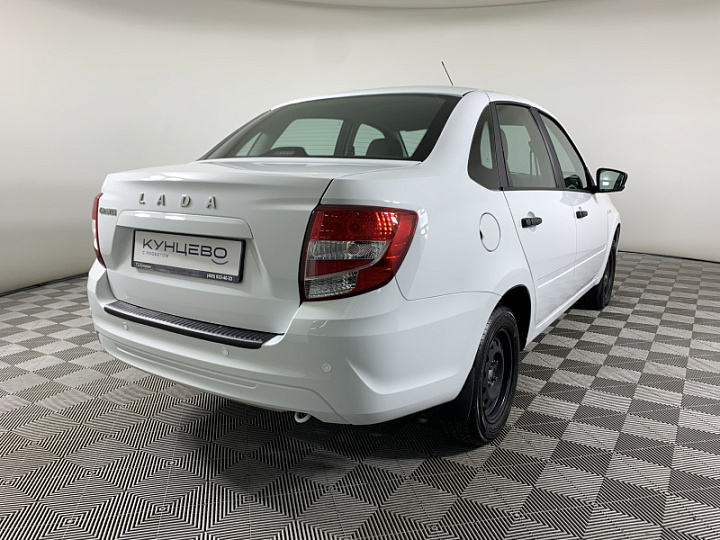 Lada Granta 1.6, 2025 года, Механика, БЕЛЫЙ