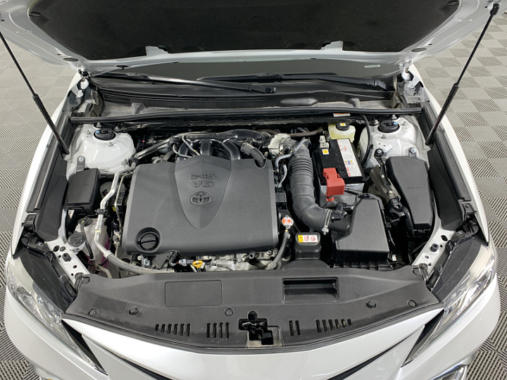 TOYOTA Camry 3.5, 2022 года, Автоматическая, БЕЛЫЙ
