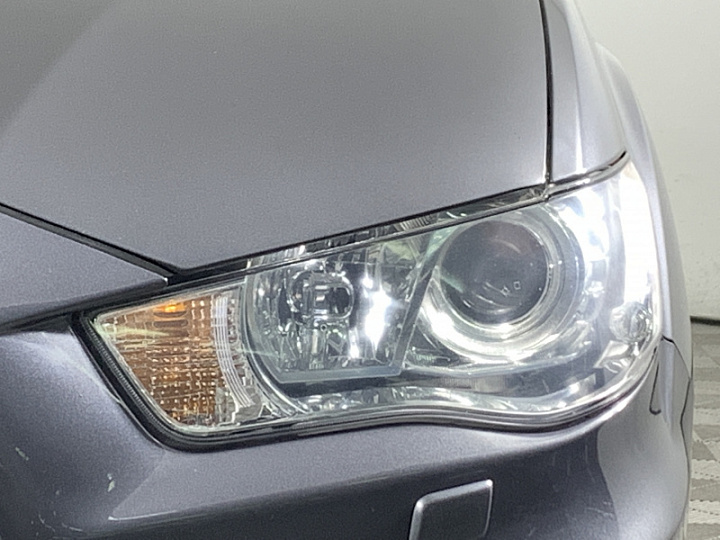 MITSUBISHI Outlander 2.4, 2012 года, Вариатор, СЕРЫЙ