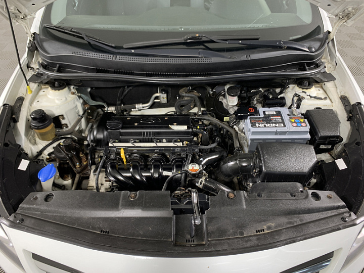HYUNDAI Solaris 1.6, 2015 года, Механика, БЕЛЫЙ