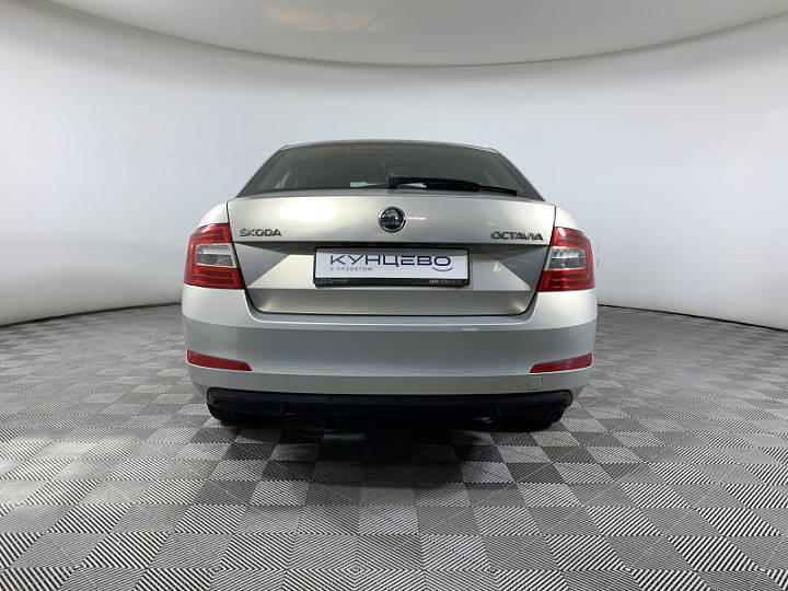 SKODA Octavia 1.2, 2014 года, Автоматическая, Серебристо-желтый