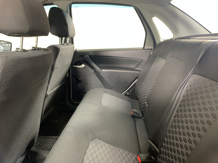 Lada Granta 1.6, 2018 года, Автоматическая, Серебристый