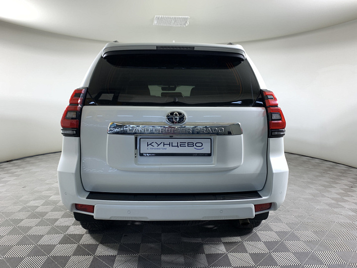 TOYOTA Land Cruiser Prado 2.8, 2018 года, Автоматическая, БЕЛЫЙ