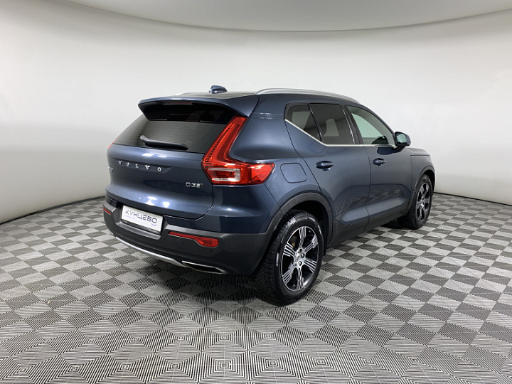 VOLVO XC40 2, 2019 года, Автоматическая, Темно-голубой