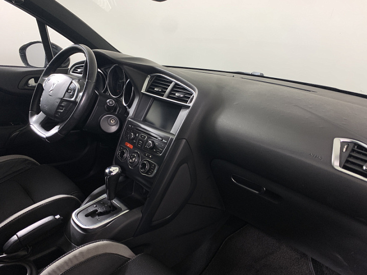 CITROEN DS4 1.6, 2013 года, Автоматическая, ЧЕРНЫЙ