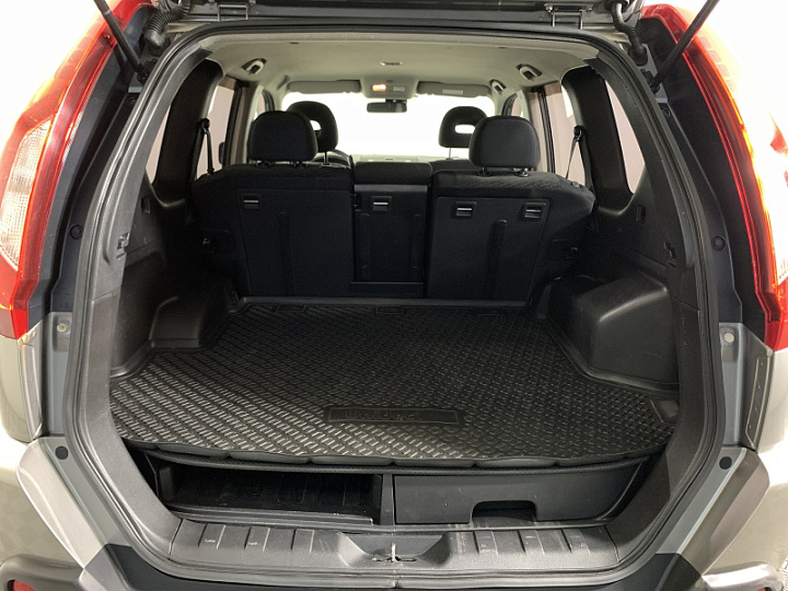 Nissan X-Trail 2.5, 2013 года, Вариатор, Серый
