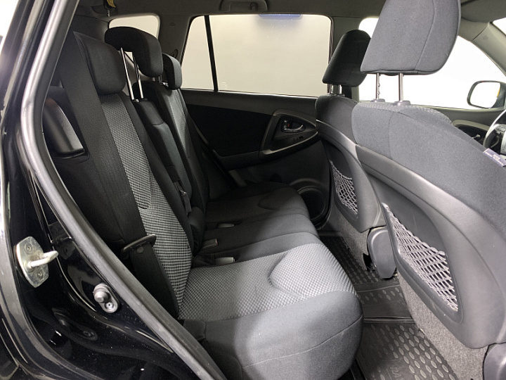Toyota RAV4 2, 2011 года, Вариатор, Черный