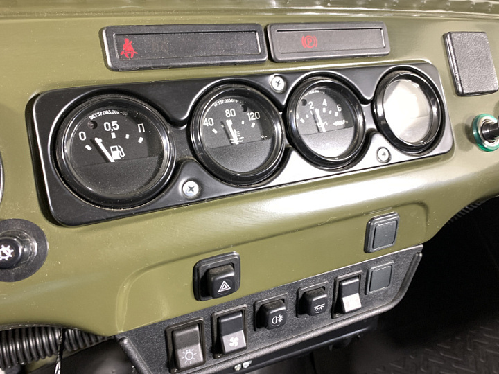 УАЗ Hunter 2.7, 2024 года, Механика, ЗЕЛЕНЫЙ