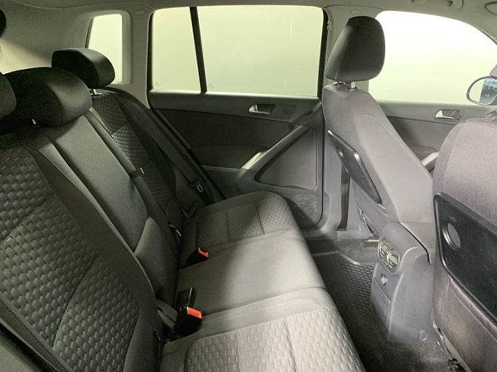 VOLKSWAGEN Tiguan 2, 2009 года, Автоматическая, ЧЕРНЫЙ