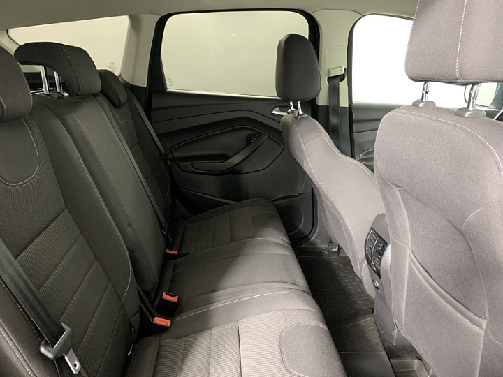 FORD Kuga 2.5, 2016 года, Автоматическая, ЧЕРНЫЙ