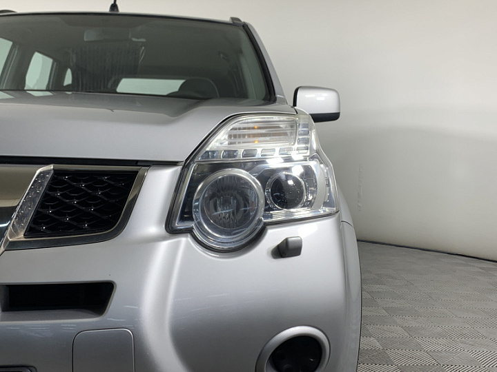 NISSAN X-Trail 2, 2012 года, Механика, Серебристый