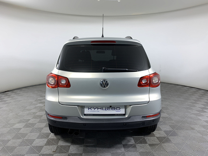 VOLKSWAGEN Tiguan 2, 2010 года, Автоматическая, Серебристо-желтый