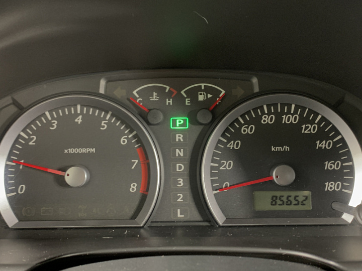 SUZUKI Jimny 1.3, 2006 года, Автоматическая, Серебристый