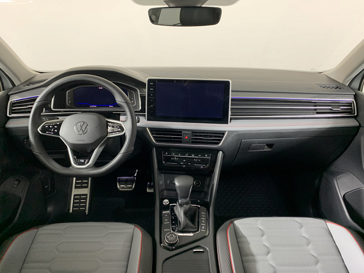 VOLKSWAGEN Tiguan 2, 2023 года, Робот, БЕЛЫЙ