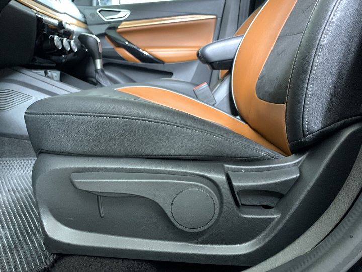 LADA (ВАЗ) Vesta 1.6, 2022 года, Вариатор, Черный
