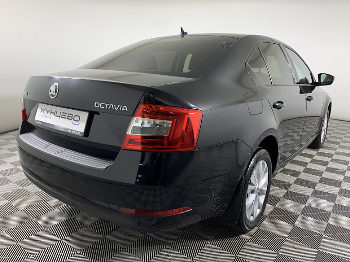 Skoda Octavia 1.6, 2018 года, Автоматическая, Черный