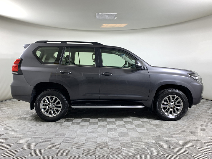TOYOTA Land Cruiser Prado 2.8, 2017 года, Автоматическая, СЕРЫЙ