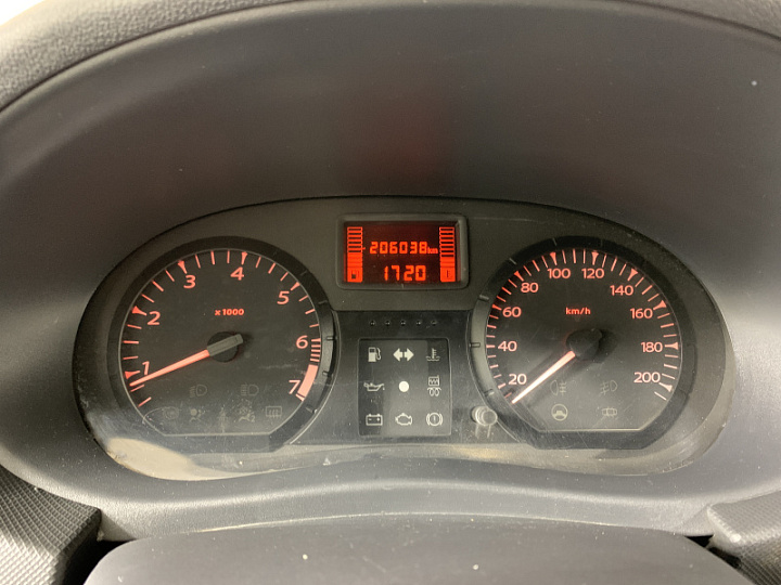 Lada Largus 1.6, 2017 года, Механика, БЕЛЫЙ