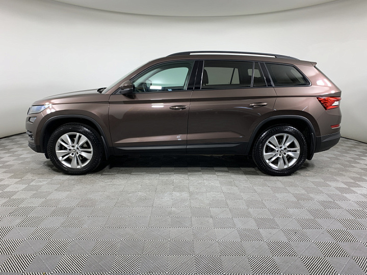 SKODA Kodiaq 2, 2018 года, Робот, КОРИЧНЕВЫЙ