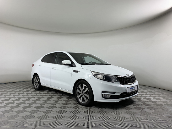 KIA Rio 1.6, 2015 года, Автоматическая, БЕЛЫЙ