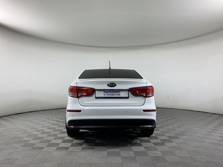 KIA Rio 1.6, 2015 года, Автоматическая, БЕЛЫЙ