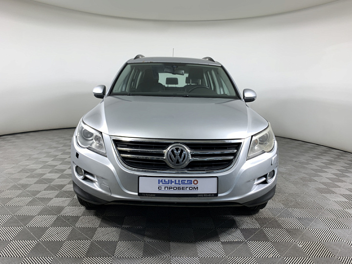 VOLKSWAGEN Tiguan 2, 2011 года, Автоматическая, Серебристый