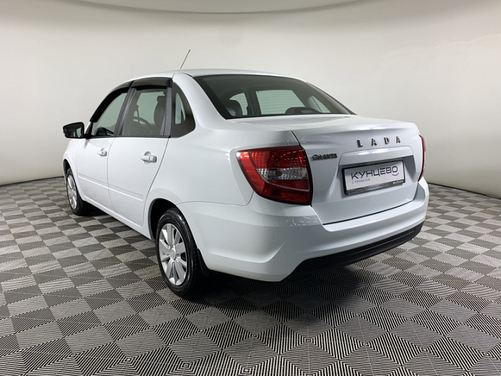 Lada Granta 1.6, 2023 года, Механика, БЕЛЫЙ