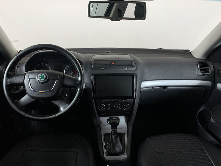 Skoda Octavia 1.4, 2012 года, Робот, Черный