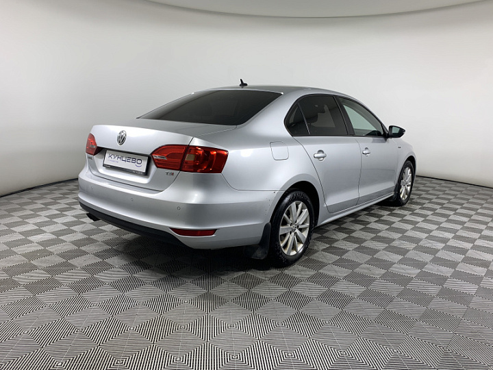 VOLKSWAGEN Jetta 1.4, 2013 года, Робот, Серебристый