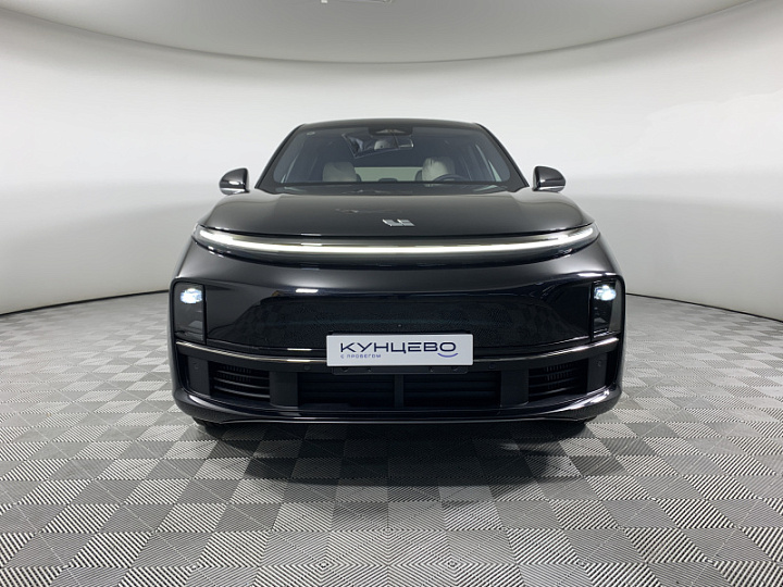 Li Auto L7 1.5, 2023 года, Автоматическая, ЧЕРНЫЙ