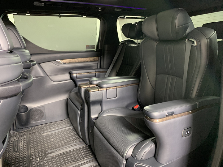 TOYOTA Alphard 3.5, 2018 года, Автоматическая, ЧЕРНЫЙ