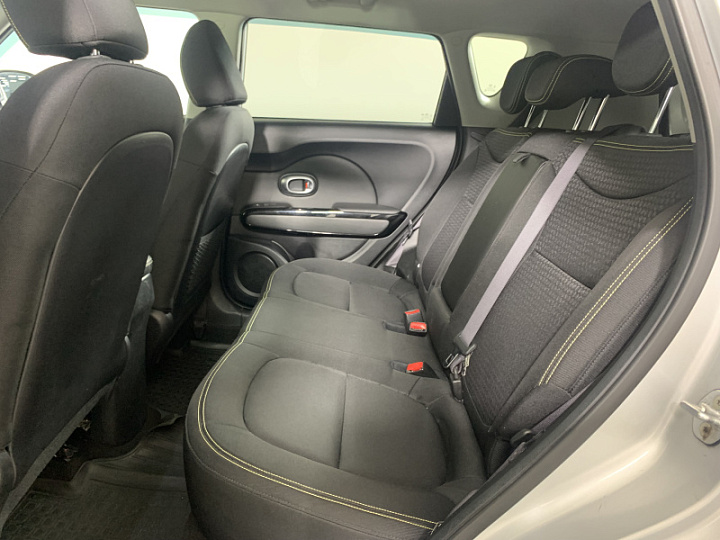 KIA Soul 1.6, 2016 года, Автоматическая, Серый