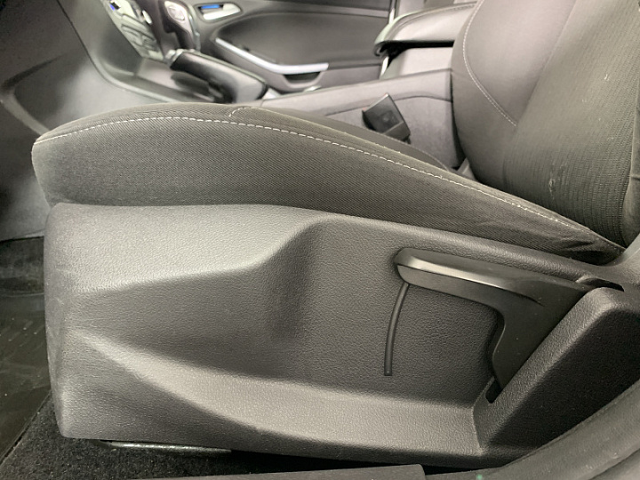 FORD Focus 1.6, 2012 года, Робот, БЕЛЫЙ