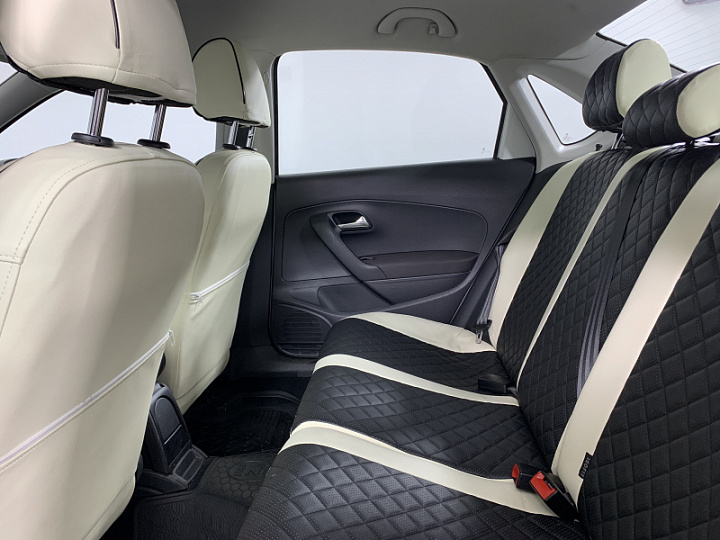 VOLKSWAGEN Polo 1.6, 2015 года, Автоматическая, Белый (темно-серый)