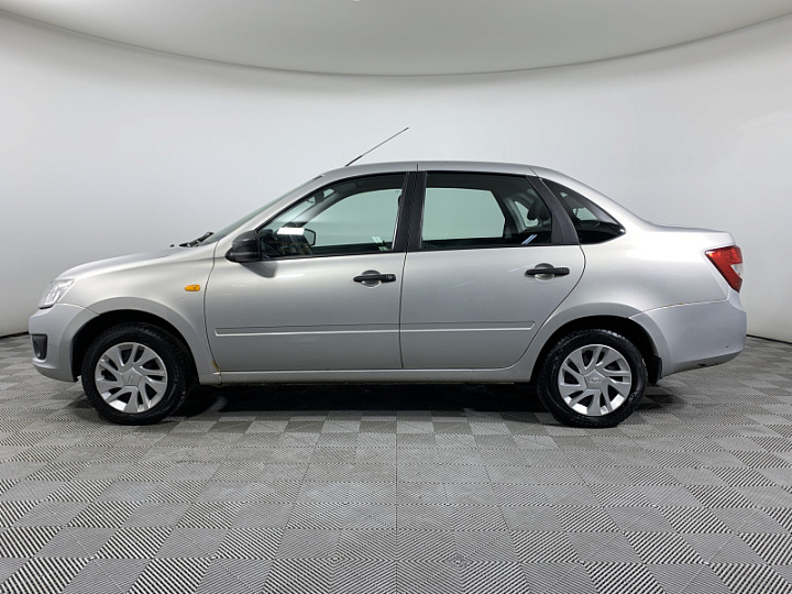 Lada Granta 1.6, 2016 года, Механика, Серебристый