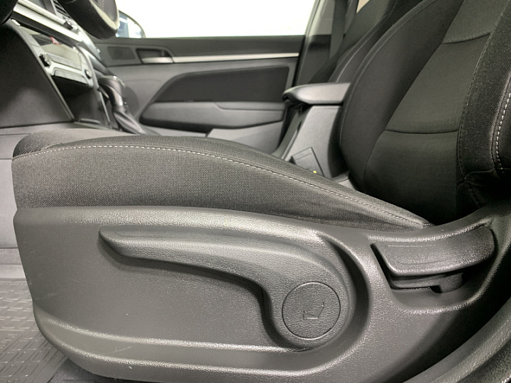 HYUNDAI Elantra 1.6, 2018 года, Автоматическая, СИНИЙ