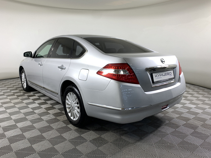 NISSAN Teana 2.5, 2010 года, Вариатор, Серебристый