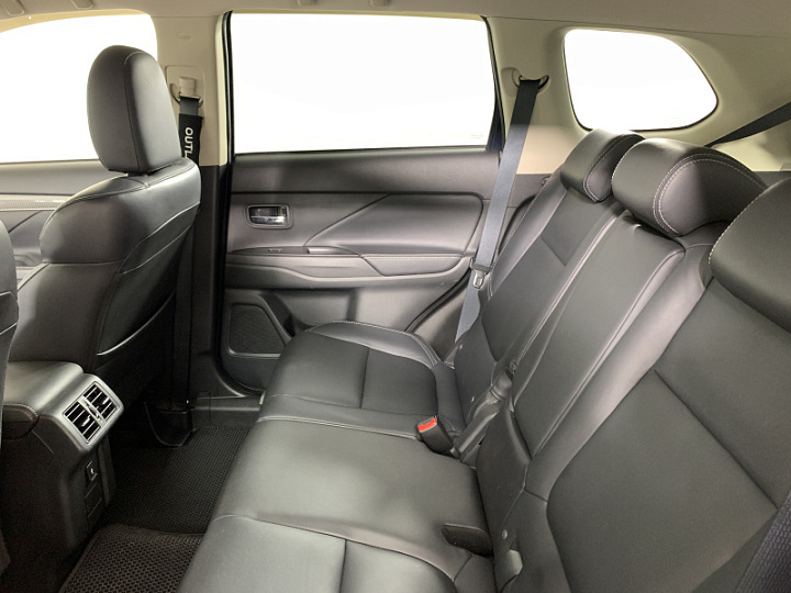 MITSUBISHI Outlander 2.4, 2020 года, Вариатор, СИНИЙ
