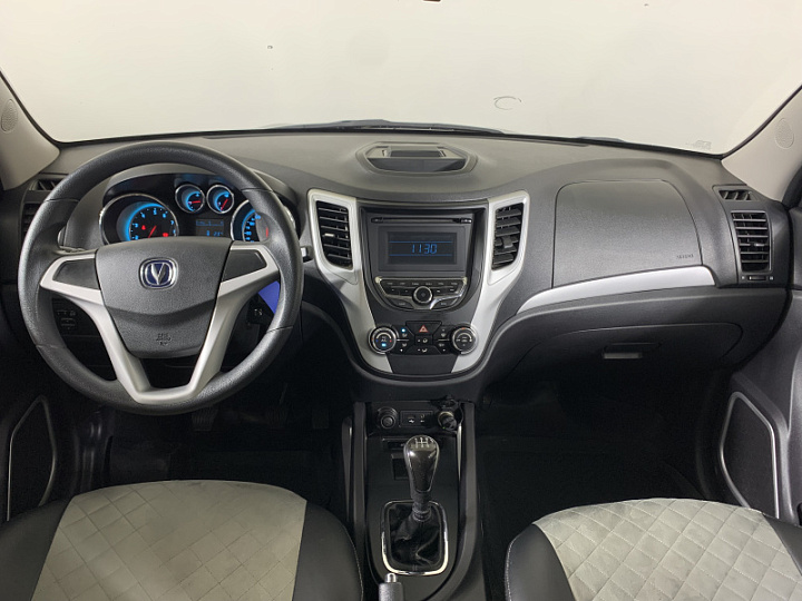 CHANGAN CS35 1.6, 2018 года, Механика, КОРИЧНЕВЫЙ