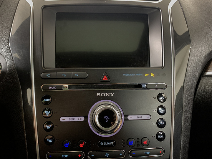 FORD Explorer 3.5, 2018 года, Автоматическая, Серебристый