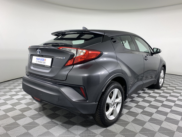 TOYOTA C-HR 1.8, 2019 года, Автоматическая, СЕРЫЙ