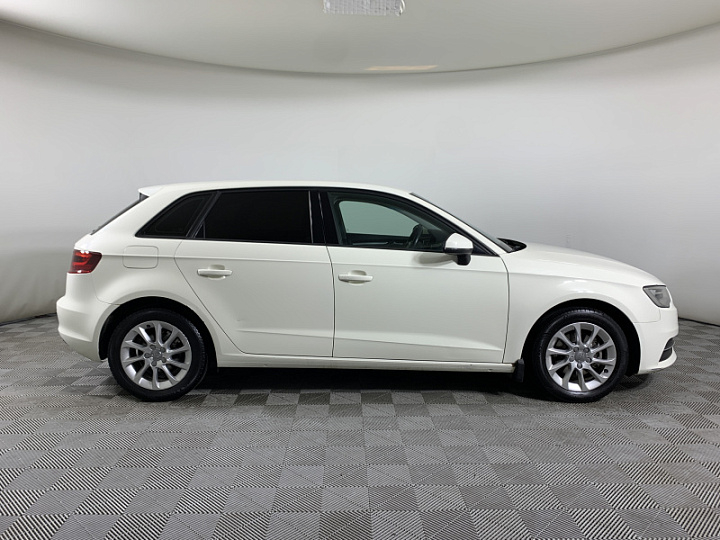 AUDI A3 1.2, 2015 года, Робот, БЕЛЫЙ