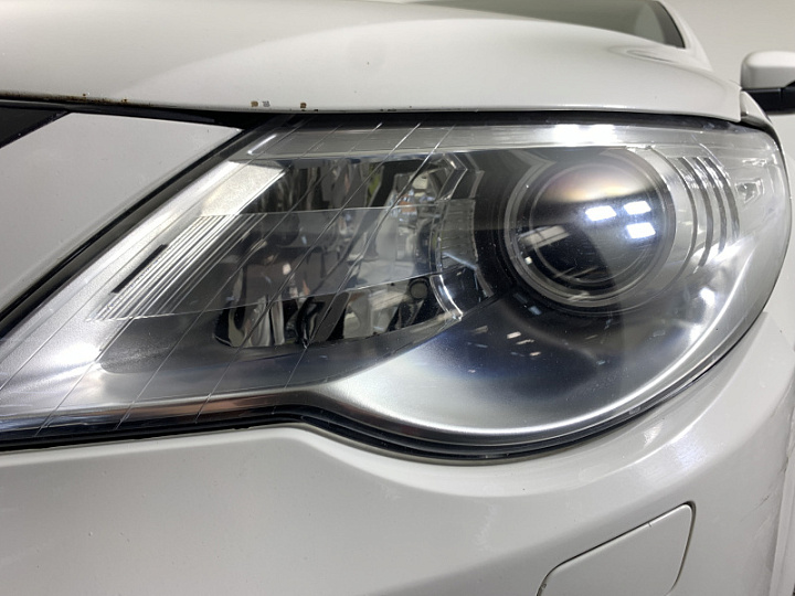 Volkswagen Passat CC 1.8, 2011 года, Робот, Белый