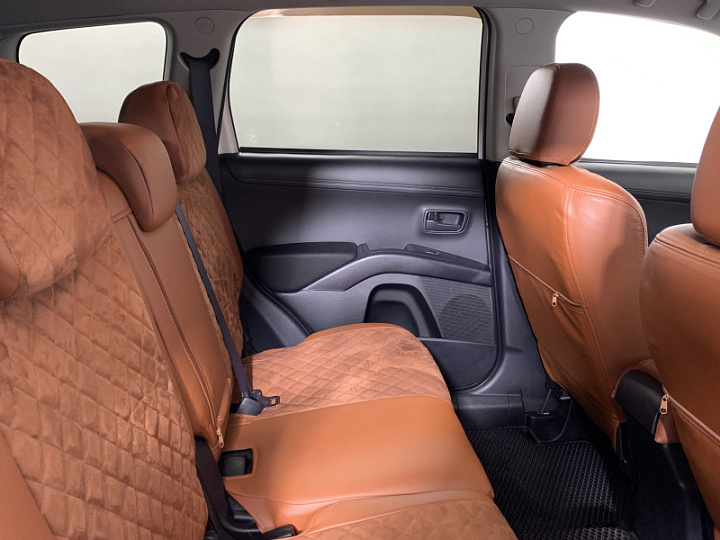 MITSUBISHI Outlander 2, 2011 года, Вариатор, БЕЛЫЙ
