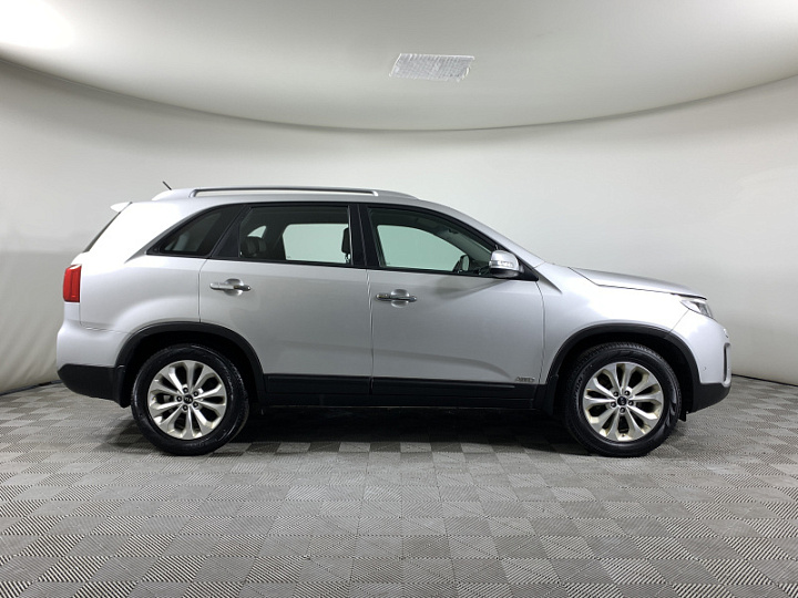 KIA Sorento 2.4, 2019 года, Автоматическая, Серебристый