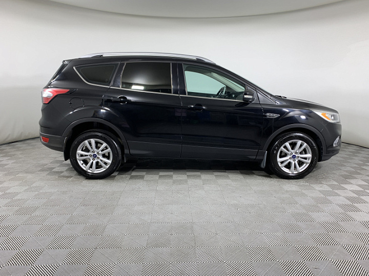 FORD Kuga 2.5, 2016 года, Автоматическая, ЧЕРНЫЙ