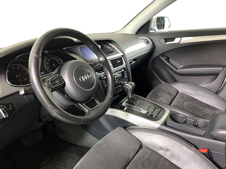 AUDI A4 2, 2014 года, Робот, БЕЛЫЙ