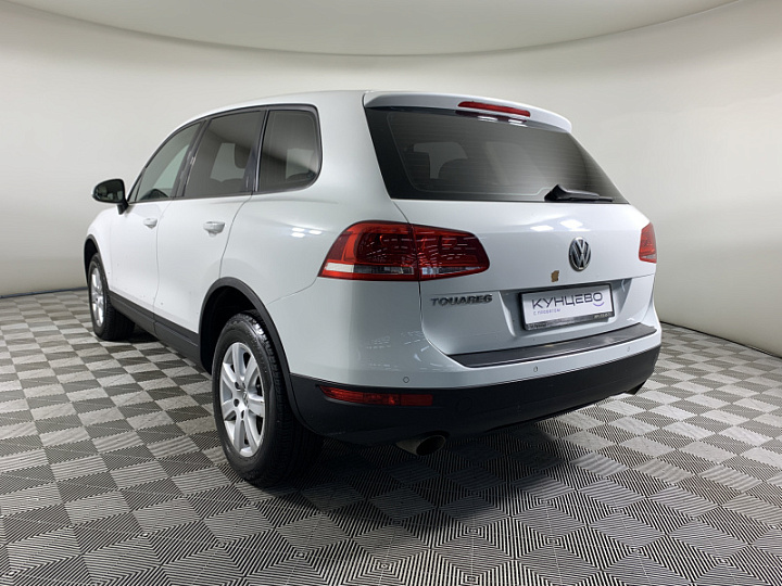 VOLKSWAGEN Touareg 3.6, 2012 года, Автоматическая, БЕЛЫЙ